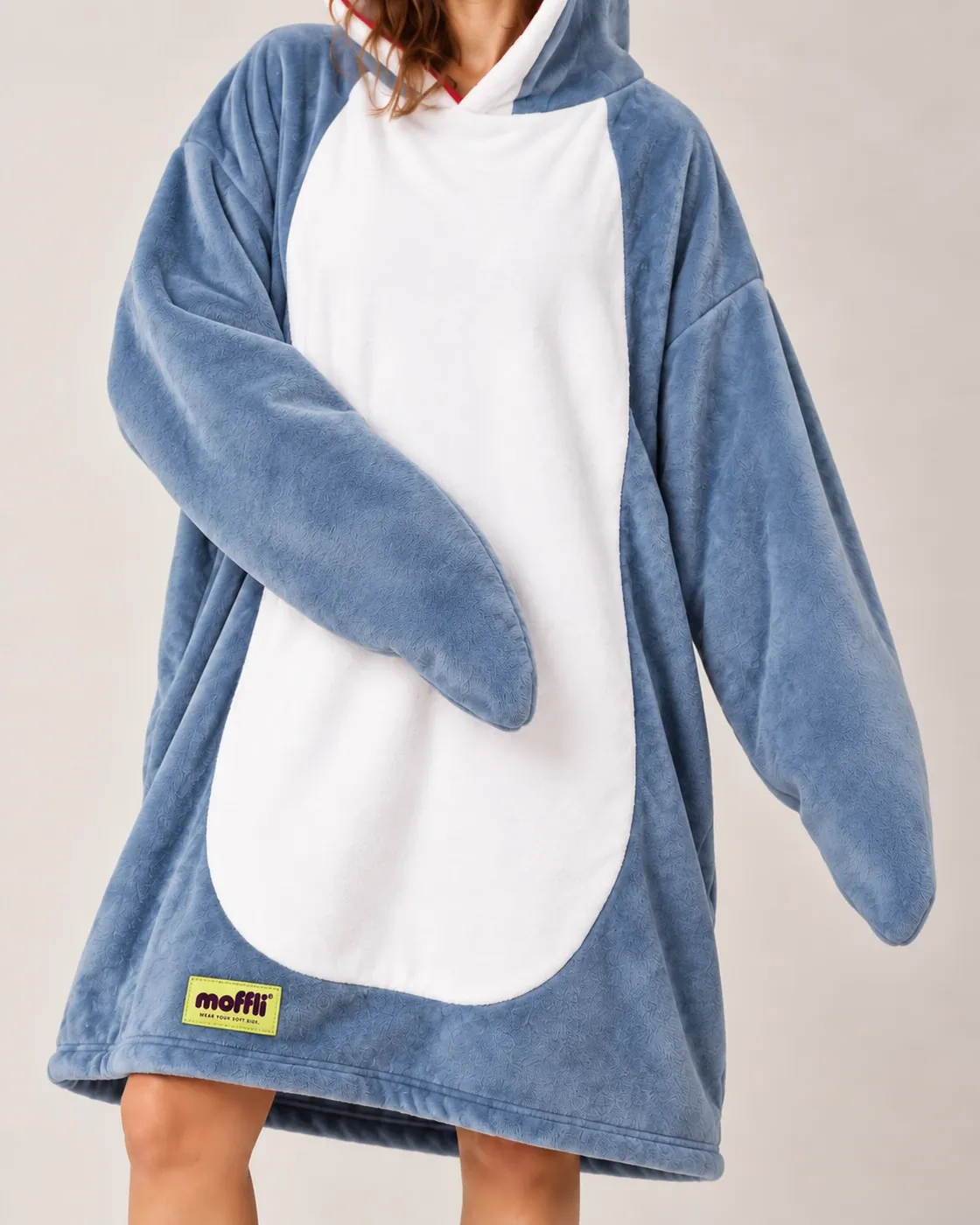 Detail of the Shark Moffli body with white belly, fin sleeves and Moffli label